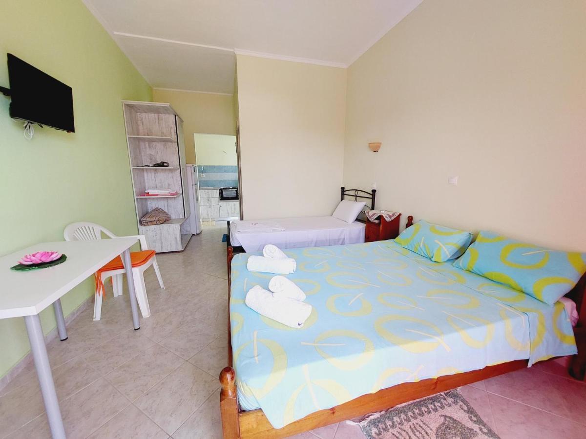 Leta Apartments Ájos Jeórjos Eksteriør bilde