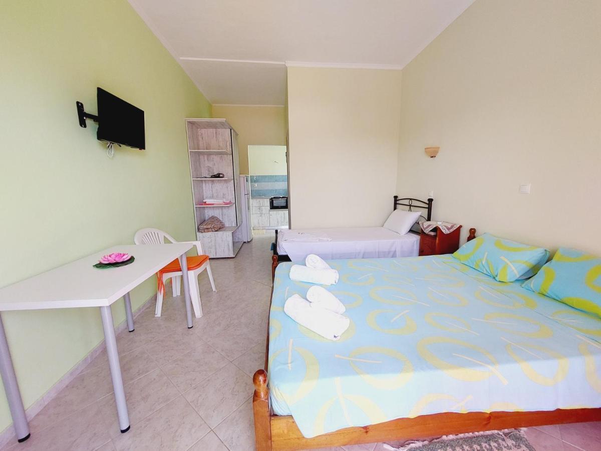 Leta Apartments Ájos Jeórjos Eksteriør bilde